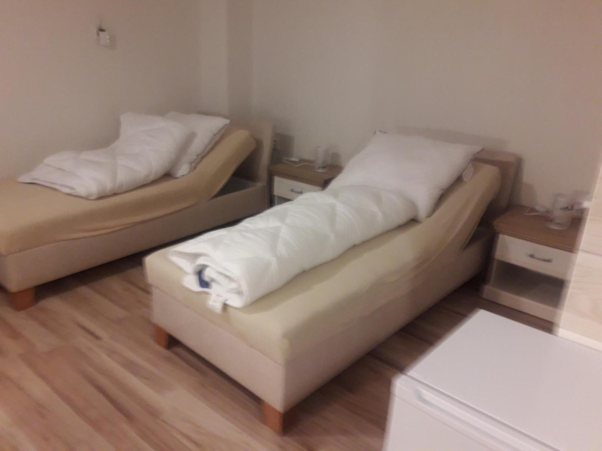 Turisticka Ubytovna Hotel Divín מראה חיצוני תמונה